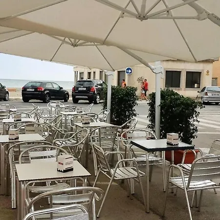 Sunny, 3-bedroom In With A Terrace And Sea Views - 10m F... *